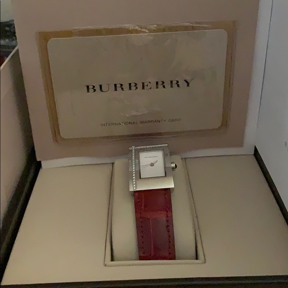 Burberry Diamond and Alligator Watch - Picture 8 of 8